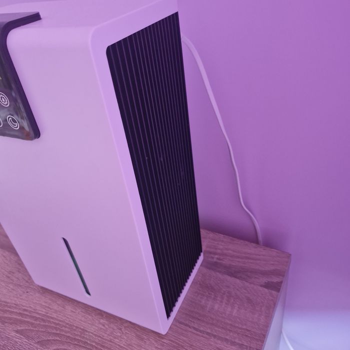 Влагоабсорбатор нов ,подходящ за домашна условия