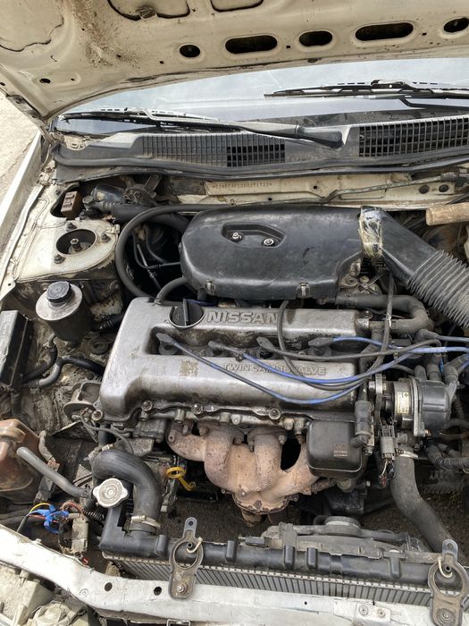 Продам машину ниссан