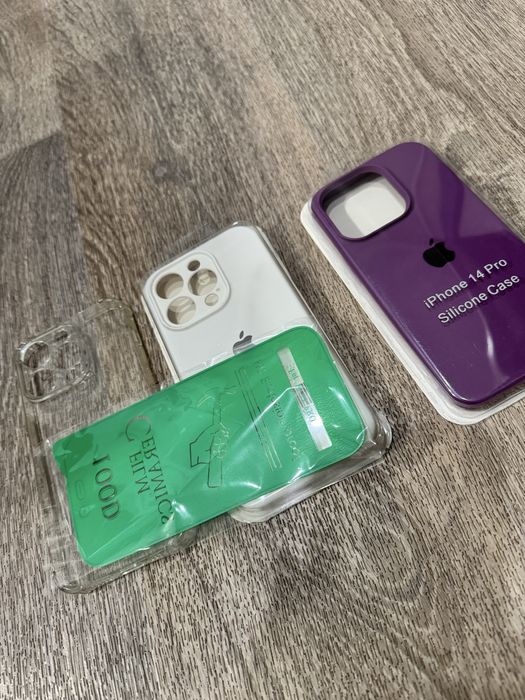 Продам на айфон 14 про