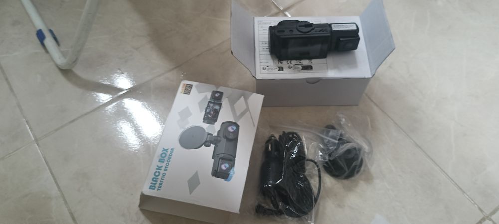 Два видеорегистратора