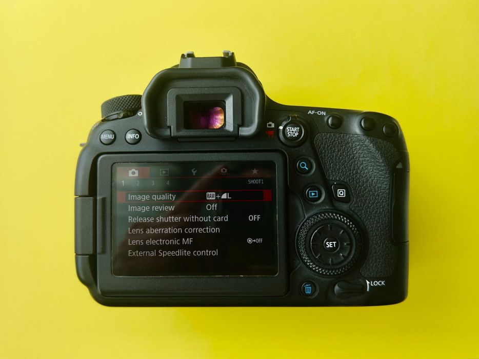 Canon 6D Mark II