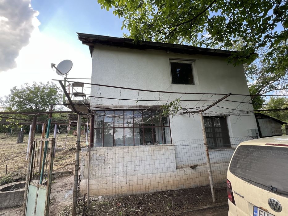 Продава се Къща в Плевен, Дружба 1 - 1 кв.м за 20400 €/кв.м - Снимка #2