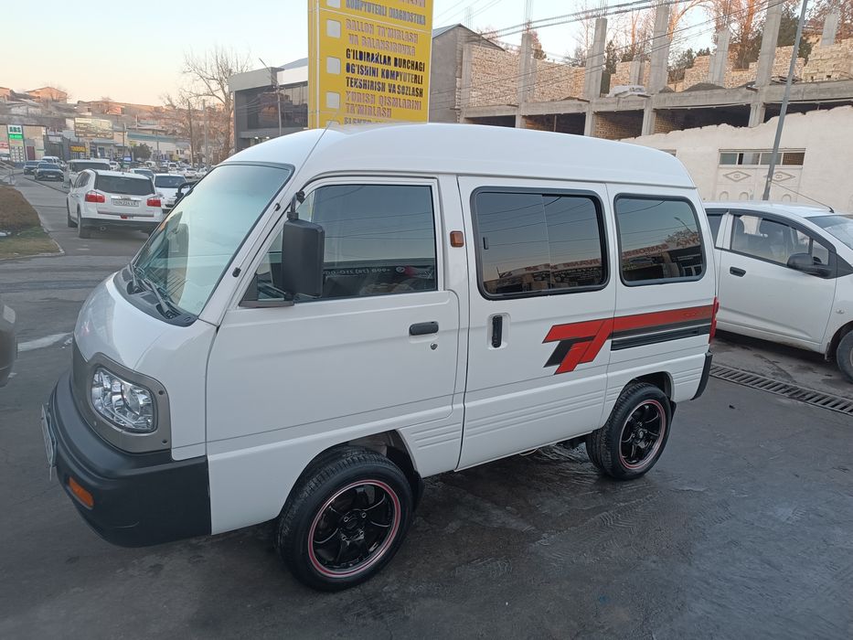 Damas sotiladi srachna