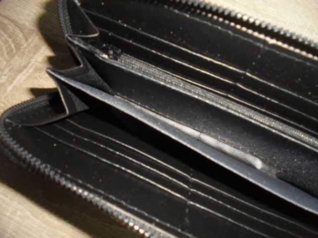 Дамски портмонета