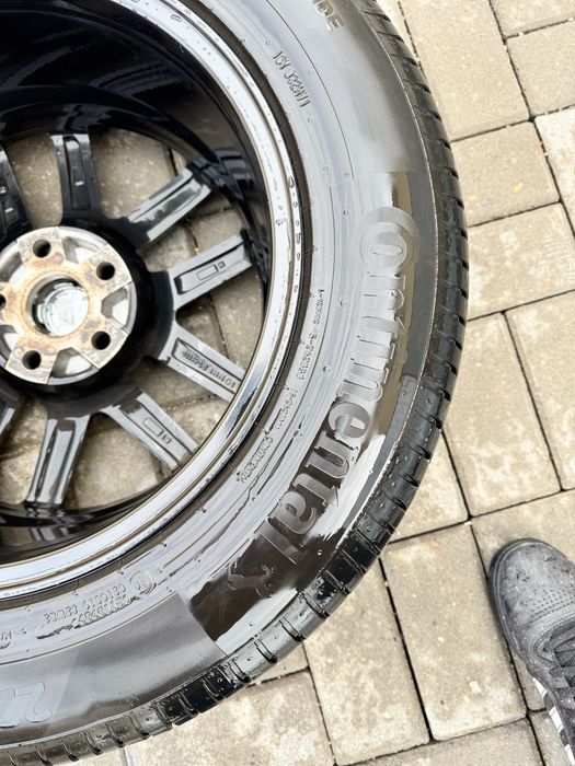 Колеса в сборе с дисками и шинами