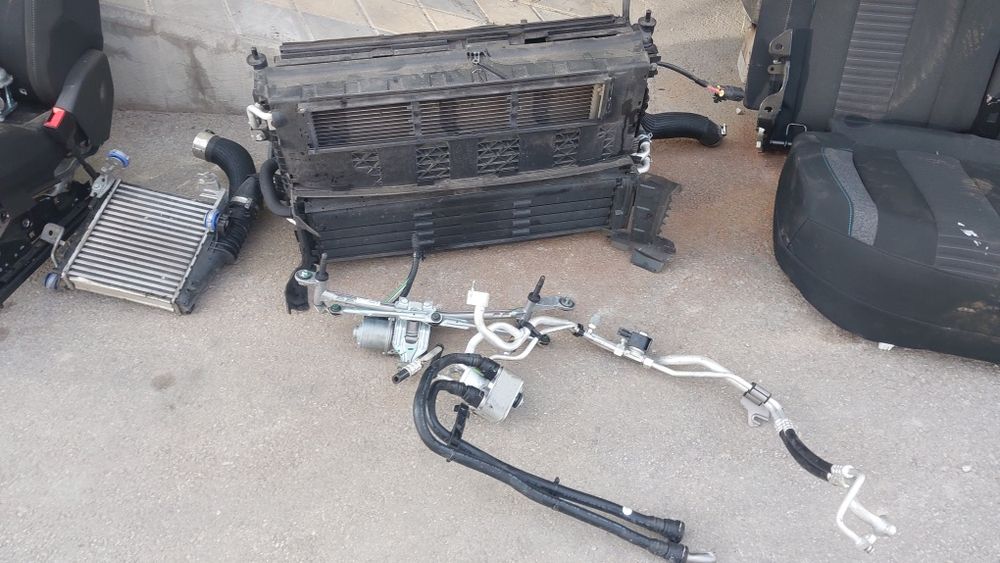 Peugeot 3008 1.6t hibrid 2023