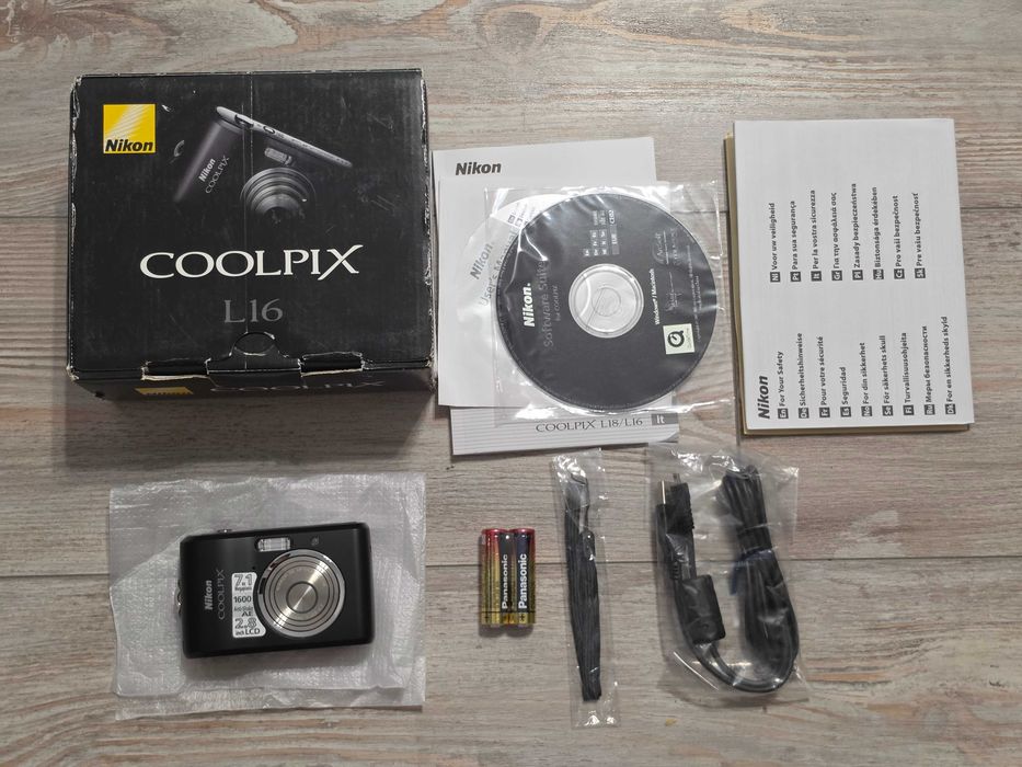 Aparat foto digital compact Nikon Coolpix L16 7.1Mp 3xZoom