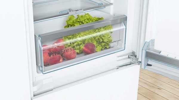 Хладилник с фризер за вграждане BOSCH KIS86AFE0