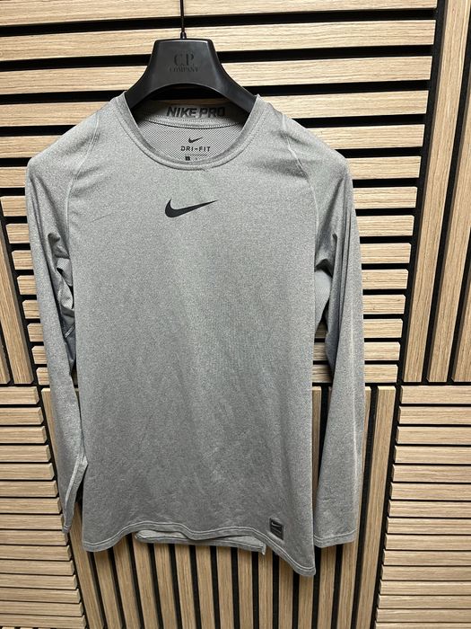 NIKE PRO Compression : Компресираща блуза размер М / Оригинал