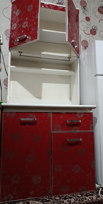 Ошхона мебл сотилади