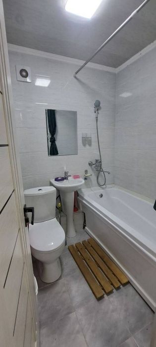 Новза срочно сдаётся 1в2 комнатная квартира