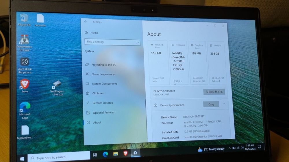 Laptop Fujitsu ultra usor  i7 SSD SIM Card 12GB RAM