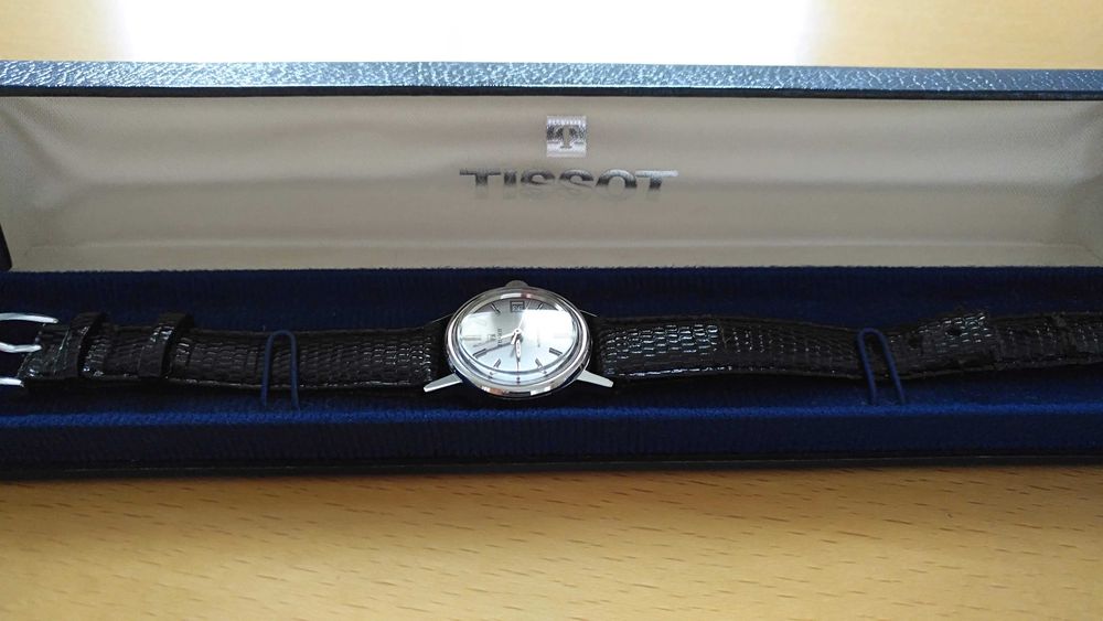 Дамски ръчни часовници от AVON