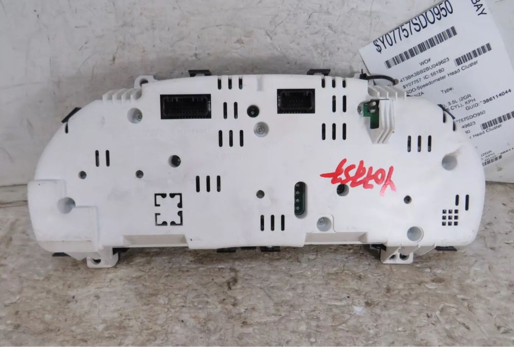 Toyota venza щиток панель приборов европеец