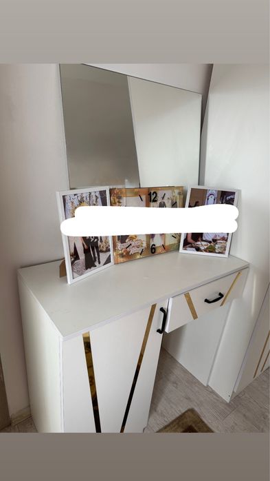 Спальный гарнитур