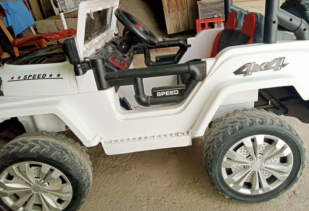 Продается машинка для детей