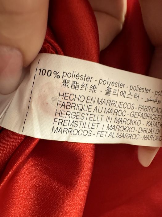 Rochie scurtă din satin roșie cu mâneci lungi Zara Studio mărimea XS