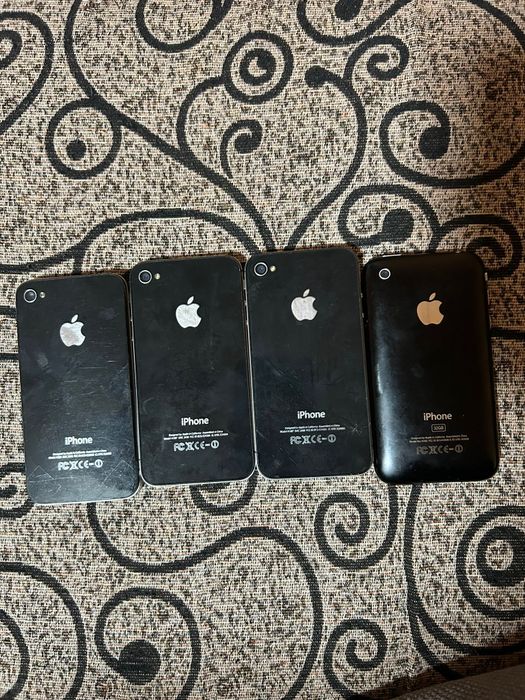 Vând iPhone 3g+iPhone 4:4buc