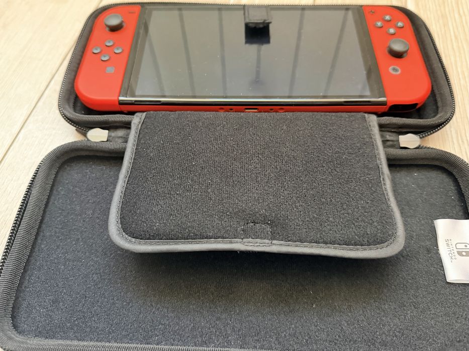 Nintendo Switch - чисто нов, но разопакован