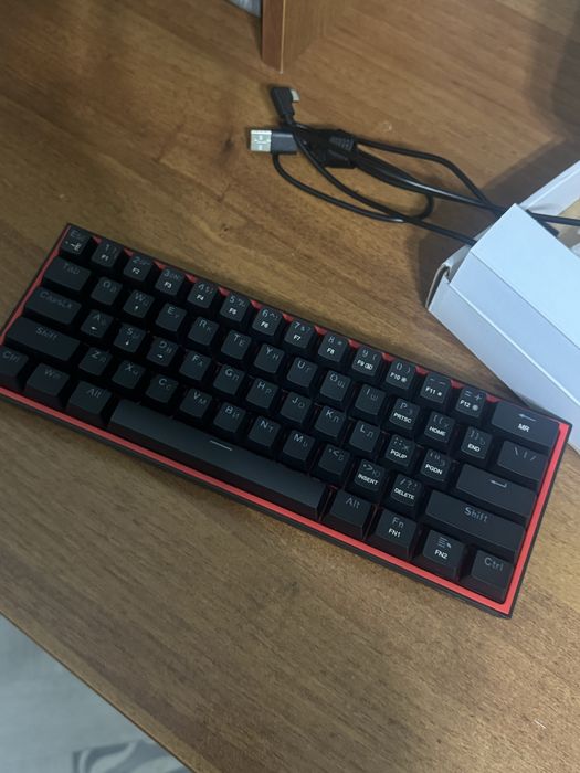 клавиатура 60% REDDRAGON FIZZ