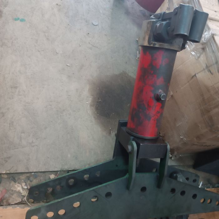 Трубогиб гидравлический