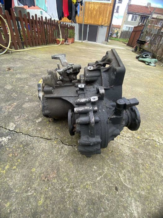 Скоростна кутия 5-степенна от голф 4-ка 90/110кс