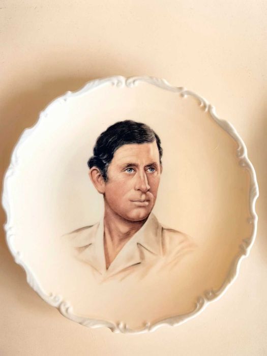 Две Сватбени чинии на Даяна и принц Чарлз от Royal Albert от 1981г.