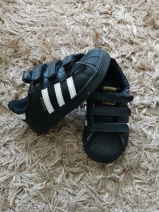 Adidasi adidas  23