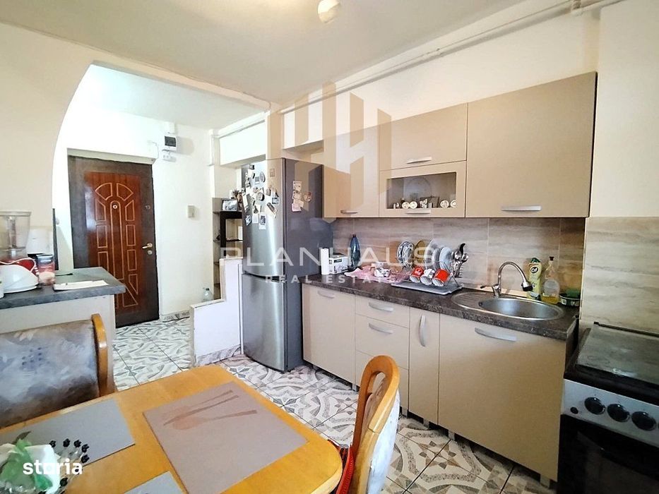 Apartament 2 camere, etaj intermediar cu lift, decomandat, zona Gării! — fotografia 1