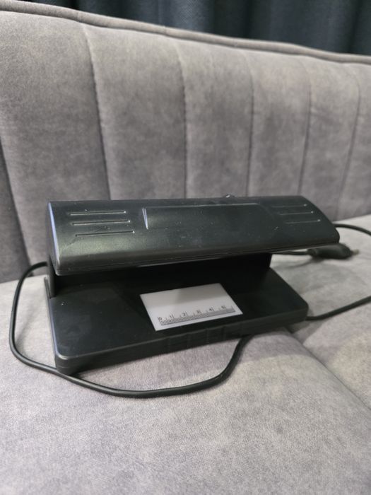 Детектор банкнот