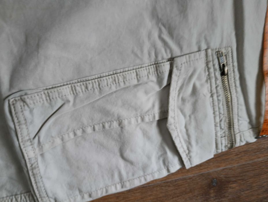 Продам мужские шорты.