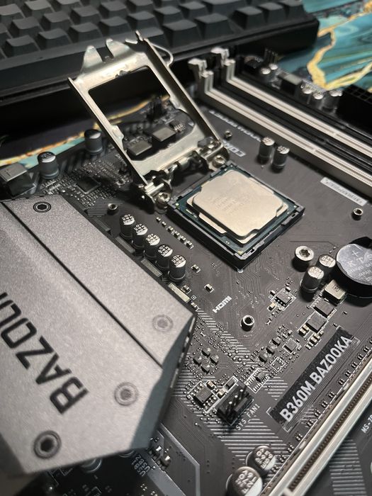 Материнская плата b360m + intel i5 9400f