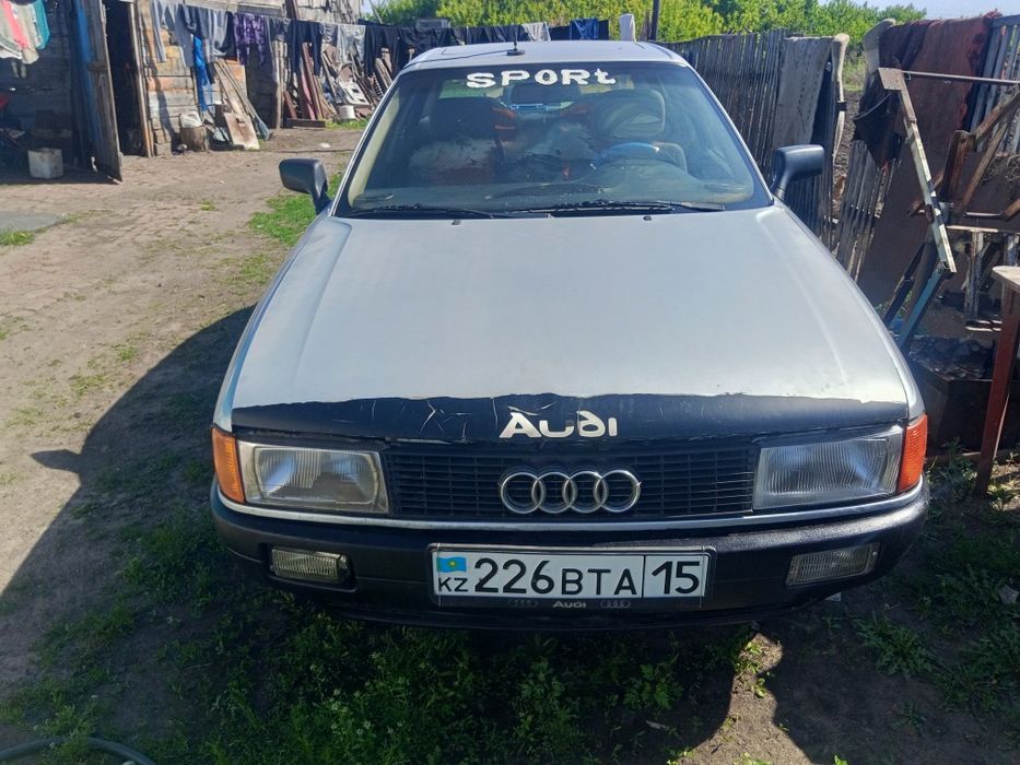 Продам машину AUDI