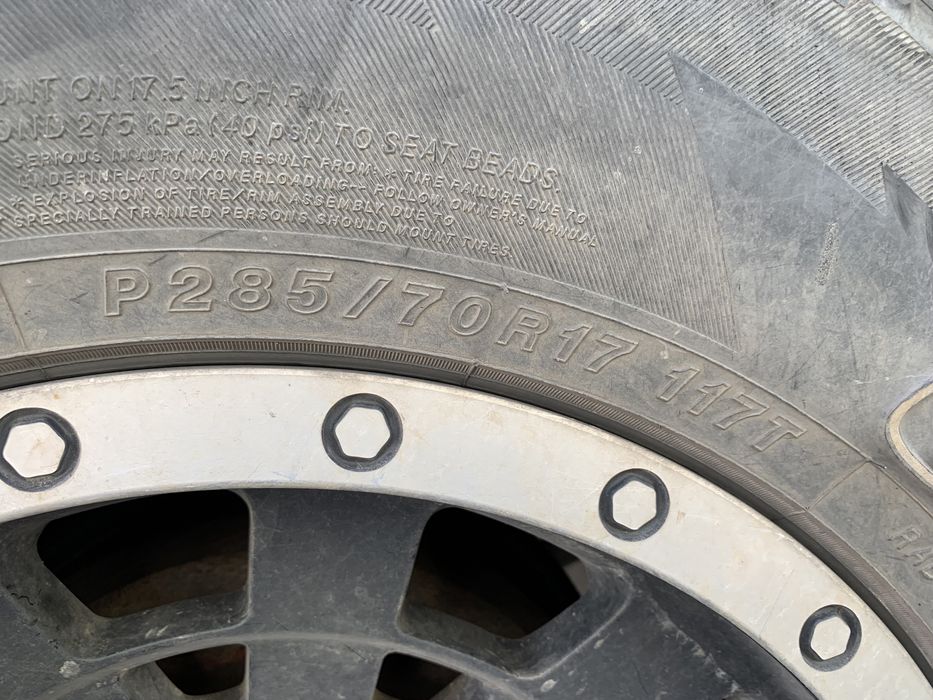 Гуми 285/70/17
