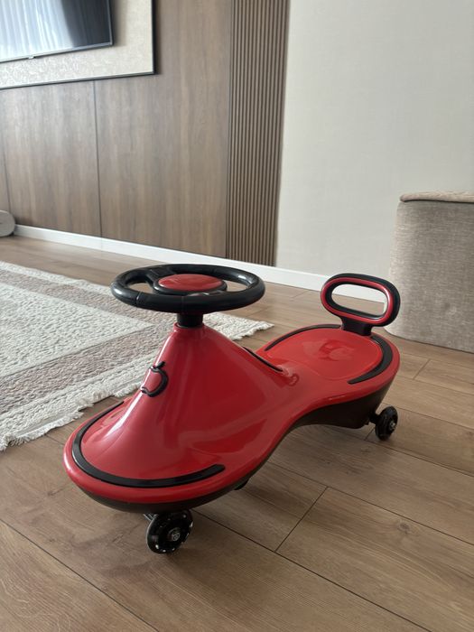 Детская машинка-каталка