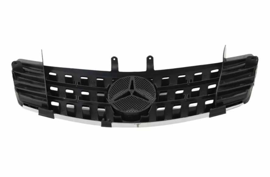 Решетка за Mercedes ML W164 (2005-2008) -хром/черна с хромлайсни.