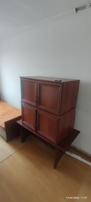 Продам срочно спальный мебель