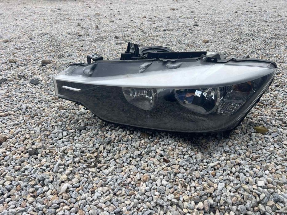 Ляв фар за BMW F 30