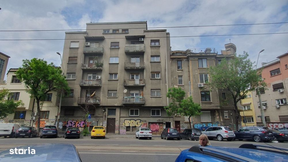 Apartament spatios 4 Camere langa Metrou Gara de Nord