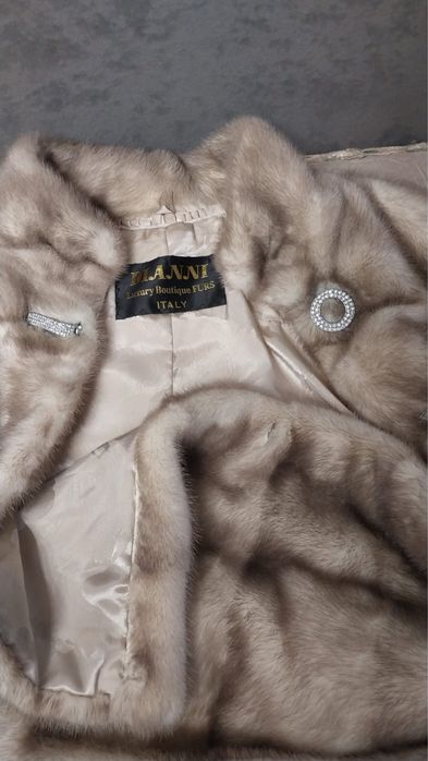 Норковая шуба продам срочно