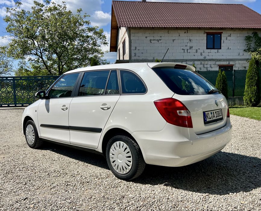 Skoda Fabia 1.6 TDI  // 2012 //  E5