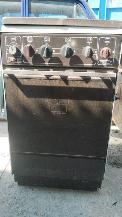 Продам газплиту 5000т.