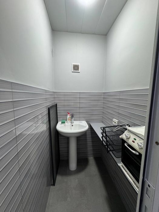 Срочно Продаётся Нежилое Помещения 1.Линия Юнусобод 14.кв Ахмад дониш