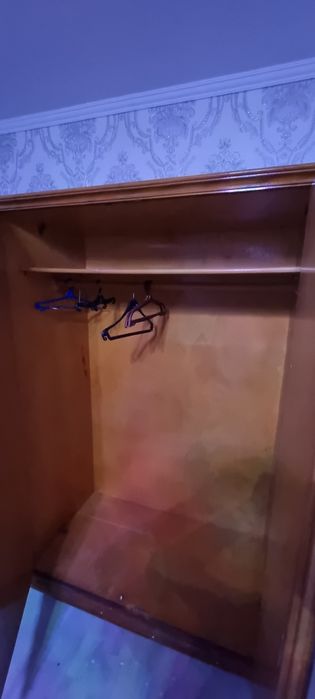 Продаётся шкаф и трюмо