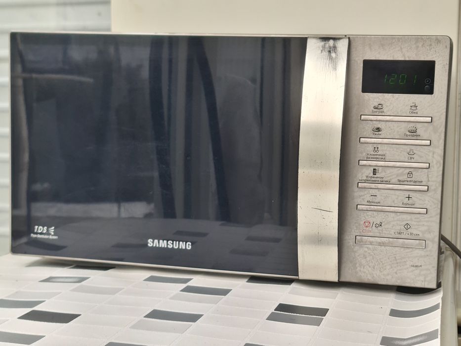 Микроволновая печь