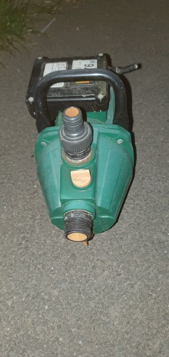 Pompa de apă și rotopercutor