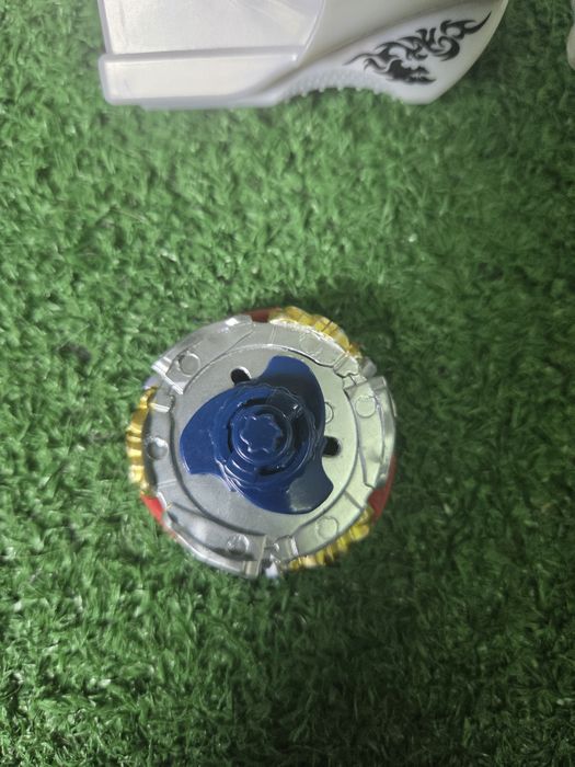 Beyblade takara tomy