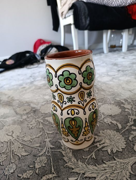 Вазалар сатылады