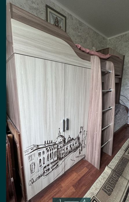 Двухярусная кровать