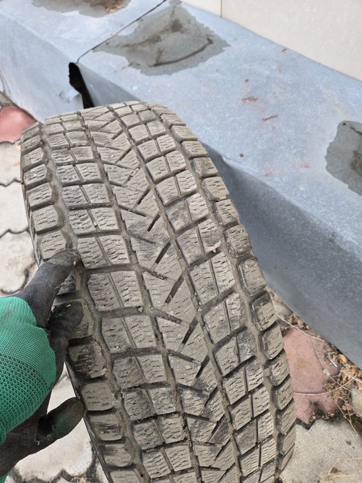 Зимняя шина липучка